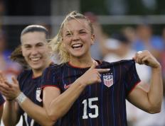 PG电子游戏-加拿大队在维多利亚赢得关键比赛