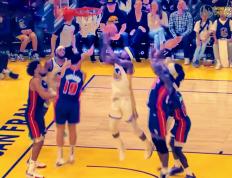 PG游戏官网登录入口-关于骑士客场不敌开拓者，拉文分折桂的信息