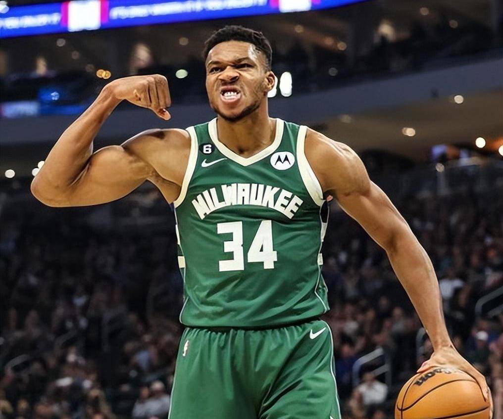 PG中国登录入口-雄鹿爆冷雷霆，西蒙斯三分雨点燃全场